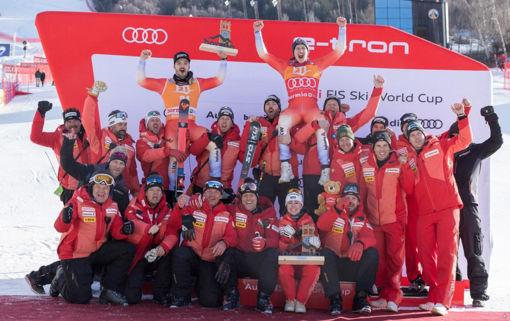 ski alpin team schweiz mit marco odermatt in bormio am 29.12.2022