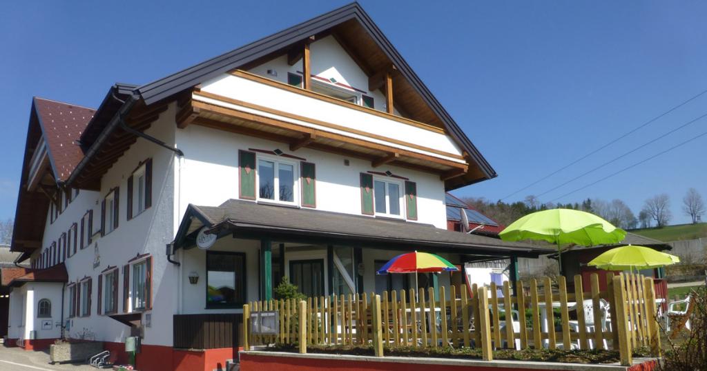 Sportmotel Rosslwirt mit kostenfreier E-Bike Ladestation im Attergau